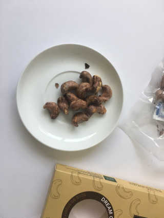 드림캐슈넛 50g X 6개 — 5점을 준 리뷰어가 2018년 10월 올린 사용 사진