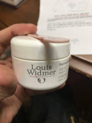 루이스 비드마 레메덤 페이스 크림 50ml — 3.67점을 준 리뷰어가 2017년 12월 올린 사용 사진