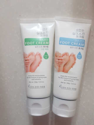 (주)에네스티 에네스티 수안수 실크스킨 풋크림 1+1 — 5점을 준 리뷰어가 2019년 11월 올린 사용 사진