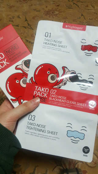 나이팅게일 TAKO PACK NOSE [문어코팩] — 5점을 준 리뷰어가 2017년 3월 올린 사용 사진
