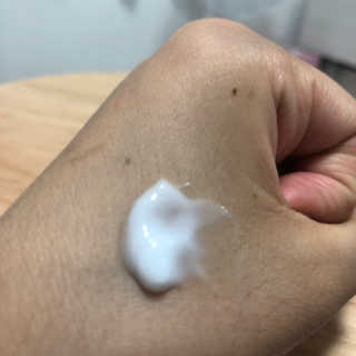 지고트 비타솔루션12 브라이트닝 앰플 크림 100ml — 3점을 준 리뷰어가 2019년 8월 올린 사용 사진