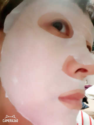 23years old 홈 더마실 마스크 — 4점을 준 리뷰어가 2018년 9월 올린 사용 사진