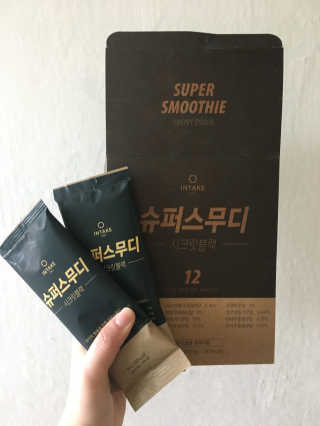 인테이크 슈퍼스무디 시크릿블랙(30g*14팩) — 4.5점을 준 리뷰어가 2017년 3월 올린 사용 사진