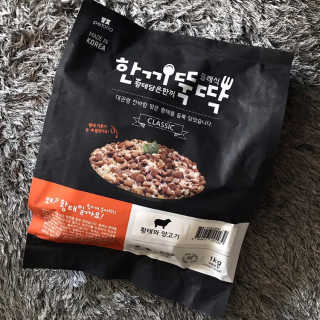 [펫토리아] 맛도 영양도 BEST 한끼뚝딱 강아지 사료 — 5점을 준 리뷰어가 2018년 12월 올린 사용 사진