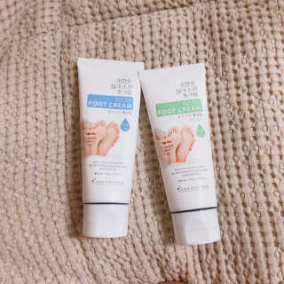 (주)에네스티 에네스티 수안수 실크스킨 풋크림 1+1 — 5점을 준 리뷰어가 2019년 11월 올린 사용 사진