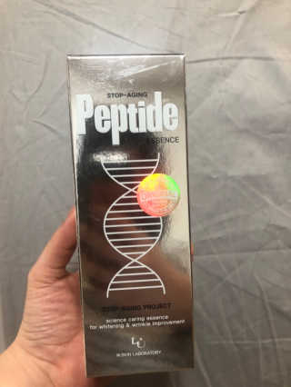W.피부연구소 스탑에이징 펩타이드 에센스 — 5점을 준 리뷰어가 2018년 11월 올린 사용 사진