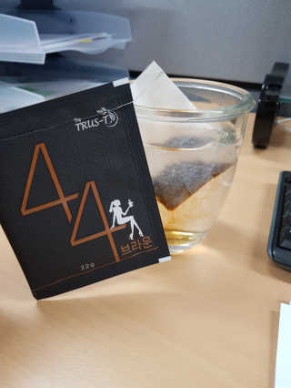 TRUS-T 트러스티44 TRUS-T 트러스티 44 다이어트 티백 — 3점을 준 리뷰어가 2019년 2월 올린 사용 사진