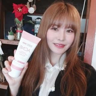 아크웰 아크네 클리어링 딥 클렌징 폼 — 3.5점을 준 리뷰어가 2019년 3월 올린 사용 사진