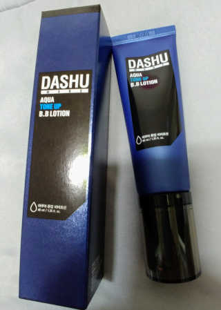 다슈코리아 다슈 맨즈 톤 업 비비로션 40ml — 4.67점을 준 리뷰어가 2018년 9월 올린 사용 사진