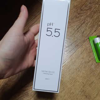 포므시 스노우화이트클렌징폼pH5.5 — 5점을 준 리뷰어가 2020년 3월 올린 사용 사진