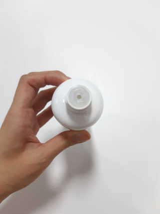 이솔화장품 이솔 세범 리스 포어 토너 200ml — 4점을 준 리뷰어가 2018년 8월 올린 사용 사진
