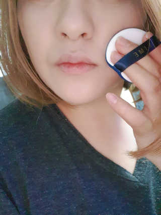 라임코스메틱 V 콜라겐 앰플 쿠션 — 4.5점을 준 리뷰어가 2020년 2월 올린 사용 사진