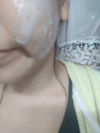 [후르디아] 블루베리 허니 오버나이트 마스크 달광팩 — 5점을 준 리뷰어가 2019년 10월 올린 사용 사진