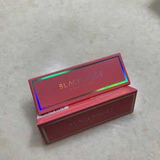 [블랙루즈] 로즈 벨벳 립스틱 택1+랜덤1 — 5점을 준 리뷰어가 2019년 1월 올린 사용 사진