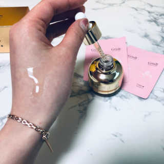 그리니프 얼티밋블레미쉬 솔루션 앰플 30ml — 5점을 준 리뷰어가 2019년 1월 올린 사용 사진