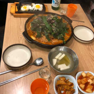 [대성이네_신촌] 깻잎큰닭찜 한마리+사리 中 택2 set — 5점을 준 리뷰어가 2019년 2월 올린 사용 사진