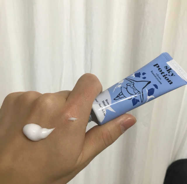 바디홀릭클린핸드크림 3종  SET 리뷰 사진