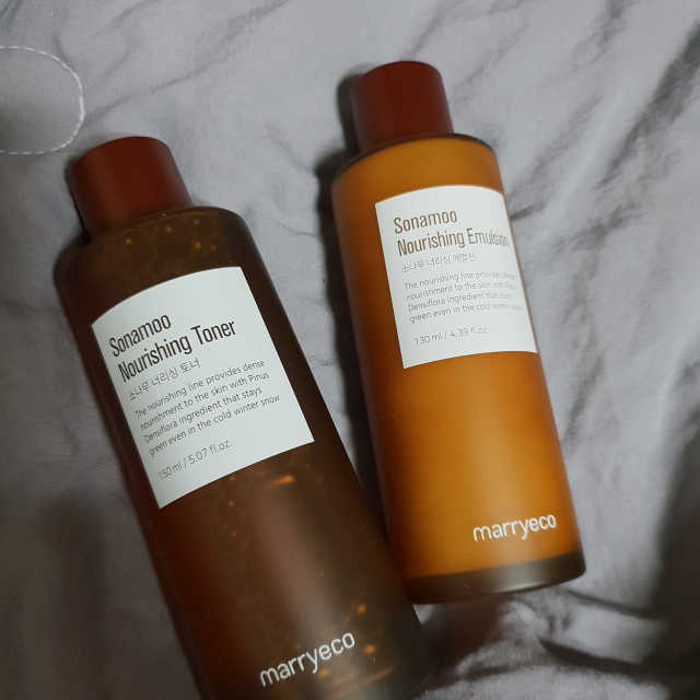 메리에코 소나무 너리싱 토너 + 에멀전 스킨케어세트 리뷰 사진