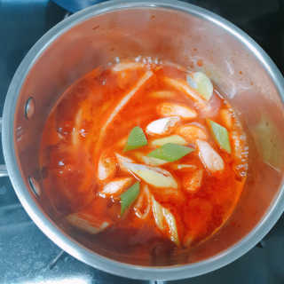 [홍코너떡볶이]옛날떡볶이 인기맛 4팩세트 — 2점을 준 리뷰어가 2019년 11월 올린 사용 사진