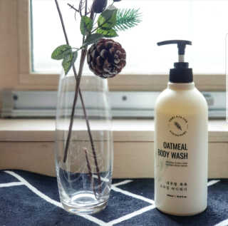 (주)에네스티 내추럴 촉촉  오트밀 바디워시 500ml — 5점을 준 리뷰어가 2019년 11월 올린 사용 사진