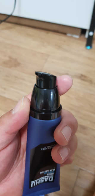 다슈코리아 다슈 맨즈 톤 업 비비로션 40ml — 4.5점을 준 리뷰어가 2018년 6월 올린 사용 사진