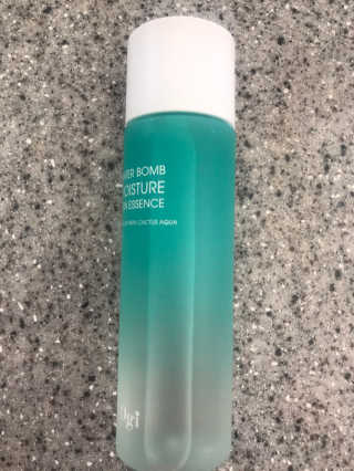 오지아이 워터 밤 모이스처 스킨 에센스 180ml — 5점을 준 리뷰어가 2019년 12월 올린 사용 사진
