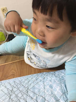달곰이 어린이 치약+어린이 칫솔 SET — 4.33점을 준 리뷰어가 2018년 4월 올린 사용 사진
