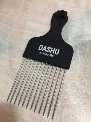 다슈코리아 다슈 클래식 타이거 레이지 수성 포마드 — 4.5점을 준 리뷰어가 2019년 7월 올린 사용 사진