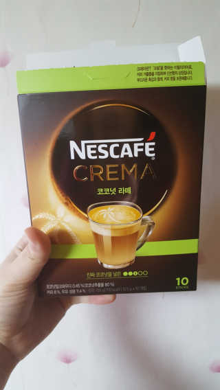 네스카페 코리아 네스카페 크레마 코코넛라떼 — 4.67점을 준 리뷰어가 2018년 1월 올린 사용 사진