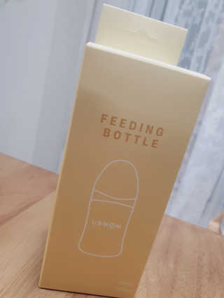 유비맘 PPSU 젖병 노꼭지_200ml_컬러 랜덤 발송 — 5점을 준 리뷰어가 2020년 3월 올린 사용 사진