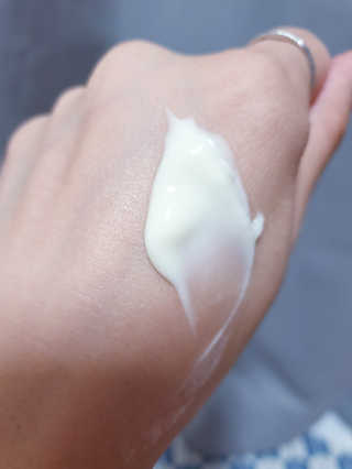 지고트 마유 모이스처 크림 70ml — 5점을 준 리뷰어가 2019년 9월 올린 사용 사진