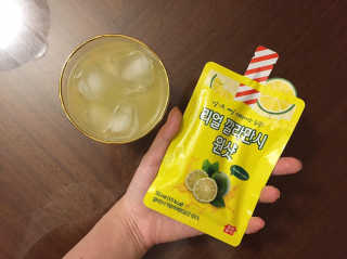 장수농가 리얼깔라만시 원샷 50ml 10팩+보틀 — 5점을 준 리뷰어가 2019년 5월 올린 사용 사진
