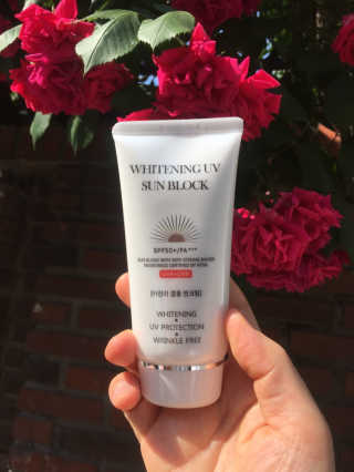 지고트 화이트닝 유브이 썬블럭 크림 70ml,1+1 — 5점을 준 리뷰어가 2019년 5월 올린 사용 사진