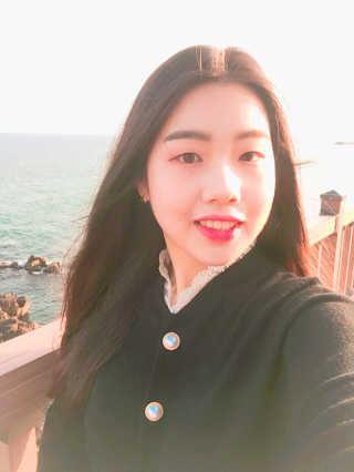 킴앤추 (KIM&CHOO) 아웃오브서울 트루 리바이탈라이징 크림 — 5점을 준 리뷰어가 2018년 5월 올린 사용 사진