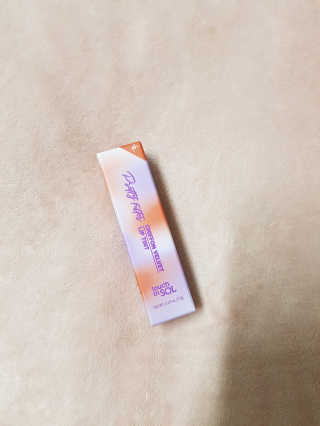 터치인솔 프리티필터 쉬폰 벨벳 립틴트 비비드팝 컬렉션 — 4점을 준 리뷰어가 2019년 3월 올린 사용 사진