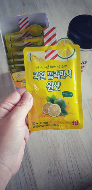 장수농가 리얼깔라만시 원샷 50ml 10팩+보틀 — 4.5점을 준 리뷰어가 2019년 5월 올린 사용 사진