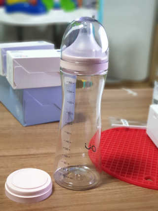 엄마의 바램을 담은 프리미엄 감성젖병 오유위시 260ml — 4점을 준 리뷰어가 2020년 3월 올린 사용 사진