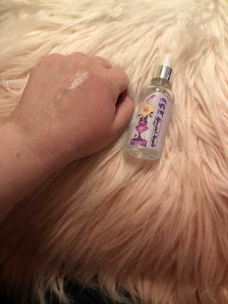 엘리자베카 Elizavecca Witch Piggy Hell-pore EGF 스페셜 앰플 — 5점을 준 리뷰어가 2018년 4월 올린 사용 사진