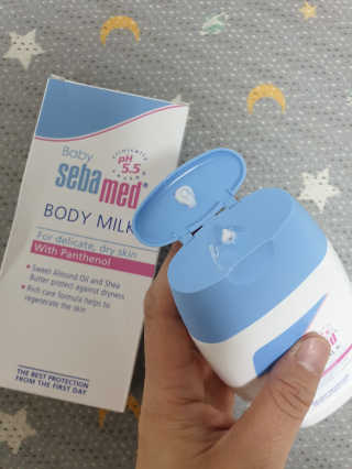 세바메드 베이비 바디밀크 200ml — 5점을 준 리뷰어가 2019년 12월 올린 사용 사진