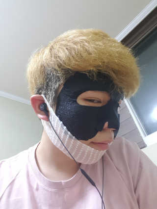 23years old 아큐페어 쁘띠 마스크 (5장) — 5점을 준 리뷰어가 2017년 5월 올린 사용 사진