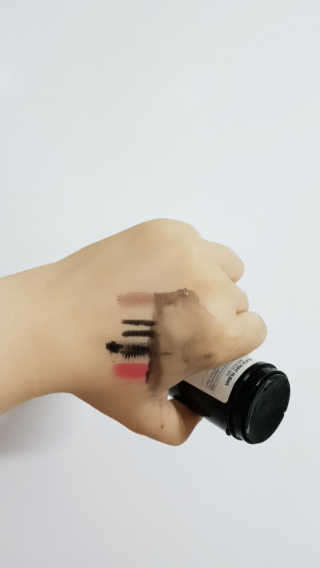 23years old 블랙페인트럽바 — 4.17점을 준 리뷰어가 2017년 5월 올린 사용 사진