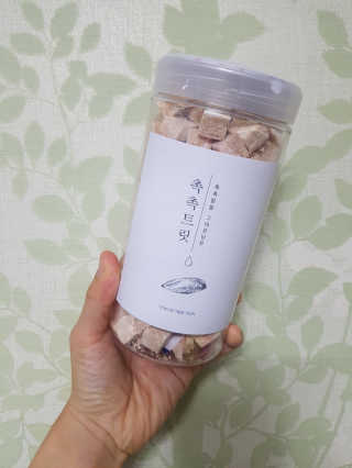 펫프렌즈 [단백질풍부] 無첨가 닭가슴살 100퍼센트 촉촉트릿 치킨 — 4점을 준 리뷰어가 2020년 1월 올린 사용 사진