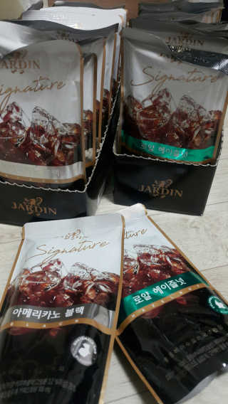 (주)쟈뎅 쟈뎅 시그니처 블랙, 헤이즐넛 230ml — 5점을 준 리뷰어가 2018년 7월 올린 사용 사진