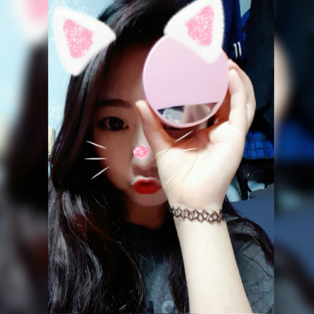 미네랄 씨씨 쿠션 커버 홀릭 모이스트 리뷰 사진