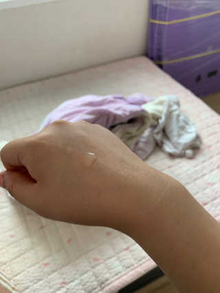 스킨그래머 슈퍼 굿 리페어 에센스 — 4.5점을 준 리뷰어가 2019년 6월 올린 사용 사진