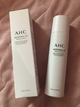 AHC 에이 에이치 씨 미니멀 10 워터리 에센스 — 4점을 준 리뷰어가 2018년 12월 올린 사용 사진