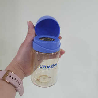 유비맘 PPSU 젖병 노꼭지_200ml_컬러 랜덤 발송 — 4점을 준 리뷰어가 2020년 3월 올린 사용 사진