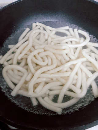 잠실맛집,홍코너떡볶이가우리집에[옛날맛,짜장맛옵션] — 4.5점을 준 리뷰어가 2019년 12월 올린 사용 사진