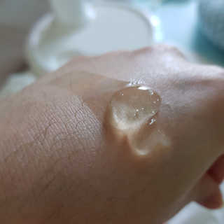 뷰티여우_아토클리닉 [아토클리닉] 아기들이 쓰는 보습, 진정 수딩젤 2개 — 4점을 준 리뷰어가 2019년 7월 올린 사용 사진