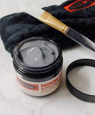 SWISSE 스위스 마누카 허니 디톡시파잉 페이셜 마스크 — 5점을 준 리뷰어가 2019년 11월 올린 사용 사진